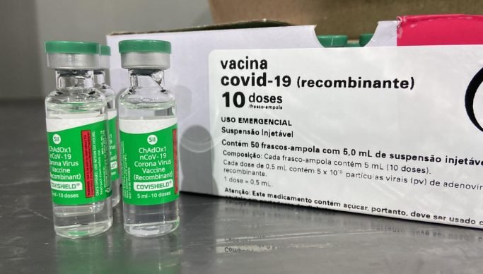 vacina-de-Oxford-contra-a-Covid-19-astrazeneca-683x388