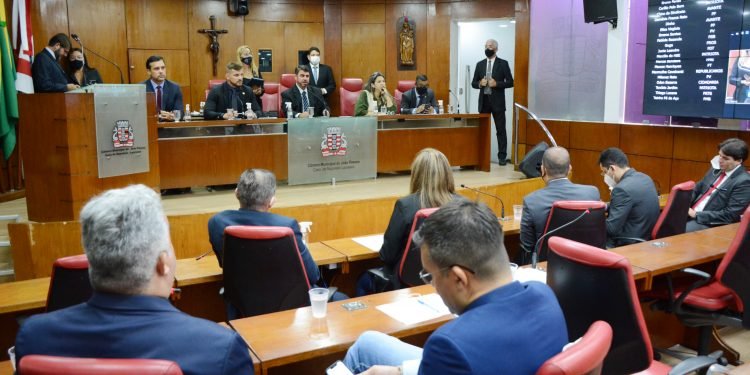 281F16E3-53F3-4A88-99D2-17D389504ACF