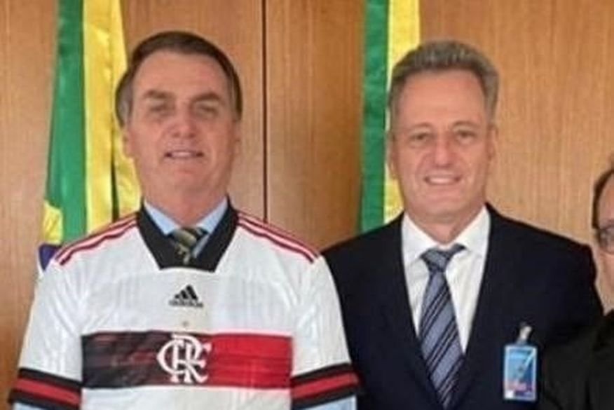 rodolfo-landim-presidente-do-flamengo-esteve-com-bolsonaro-para-discussao-sobre-volta-do-futebol-1589915801275_v2_450x600-1