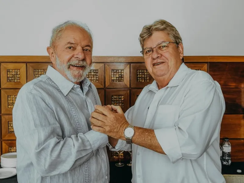 njhiojbk lula e joão