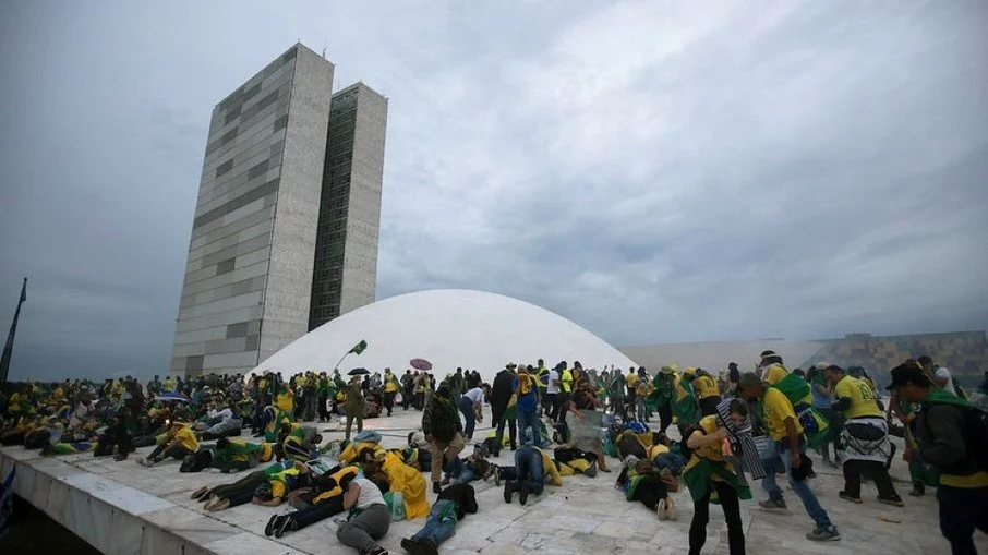 e7emsf09vlgur4xpqlgacf4kn