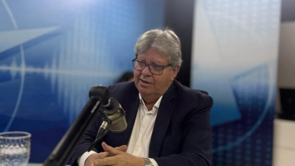 governador-joao-azevedo-FOTO-clilson-junior_-600x338