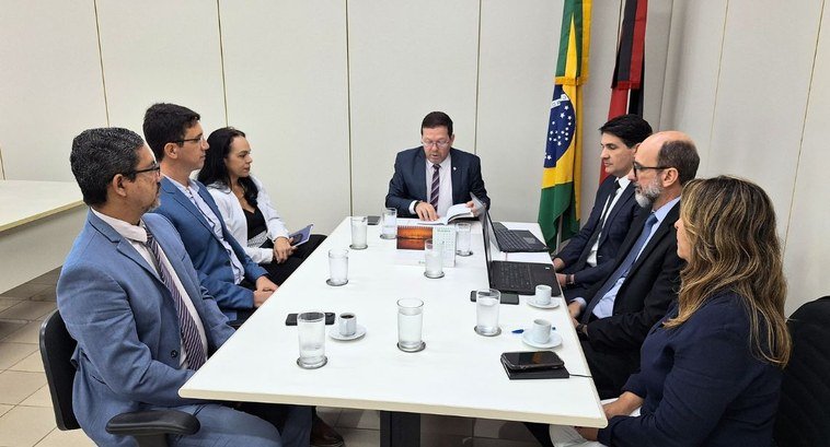 379e8d18-def6-4411-9848-6da55719586f