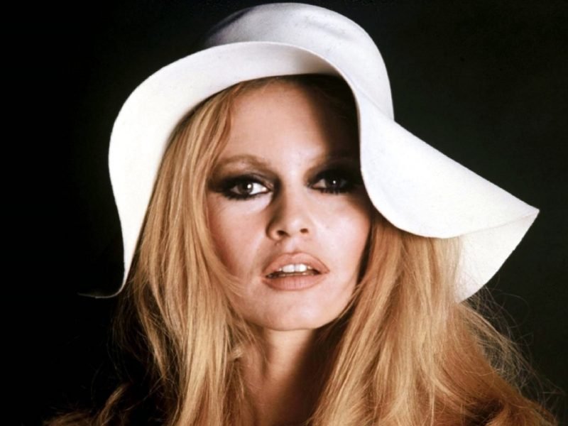 brigitte-bardot-800x600