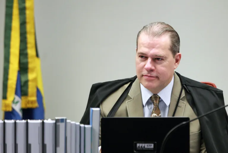 TSE mantém cobrança de R$ 612,5 mil das contas de campanha de Veneziano e Maisa Cartaxo